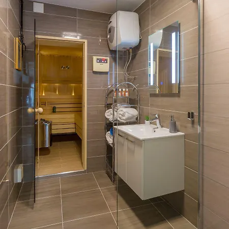 Einzigartiges Mit Sauna, Whirlpool, Meerblick, Fitnessraum, Grill Hébergement de vacances *
