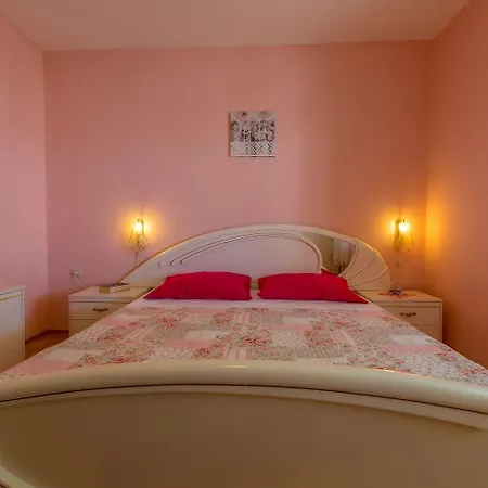 Einzigartiges Mit Sauna, Whirlpool, Meerblick, Fitnessraum, Grill Crikvenica