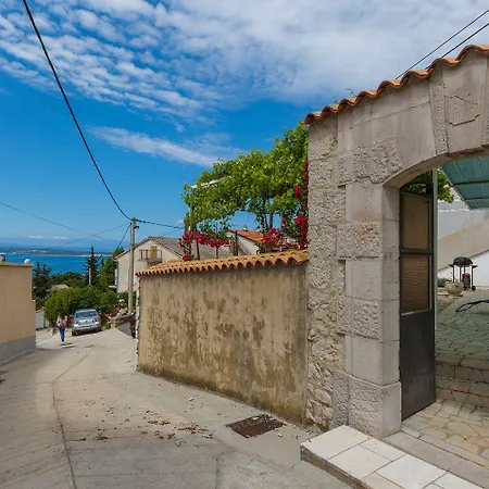 Hébergement de vacances Einzigartiges Mit Sauna, Whirlpool, Meerblick, Fitnessraum, Grill Crikvenica