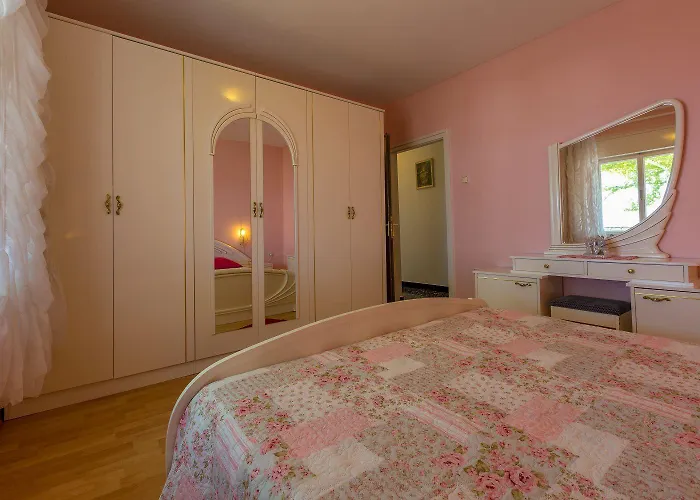 Einzigartiges Mit Sauna, Whirlpool, Meerblick, Fitnessraum, Grill بيت للعطل تْسْغيكفانِتْسا