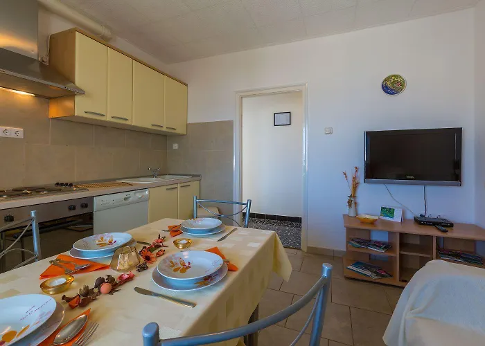 بيت للعطل Einzigartiges Mit Sauna, Whirlpool, Meerblick, Fitnessraum, Grill